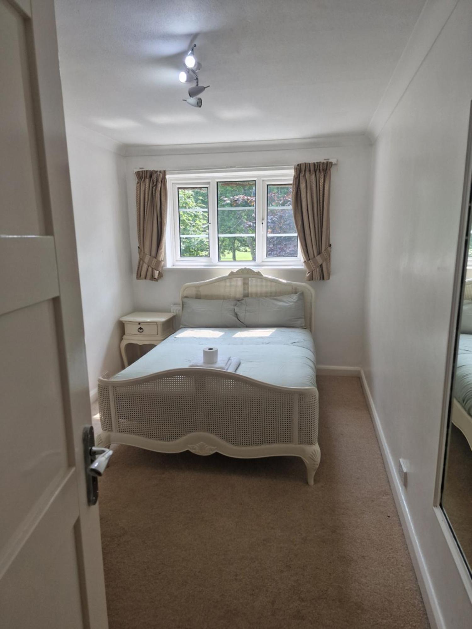 D Elmdon Homestay Shared 4 Bedrooms Birmingham Exterior foto