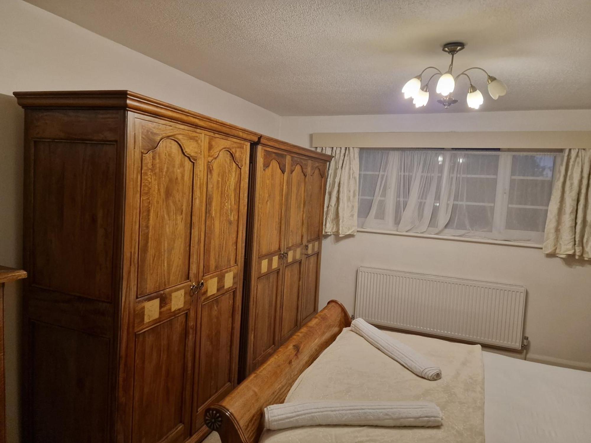 D Elmdon Homestay Shared 4 Bedrooms Birmingham Exterior foto